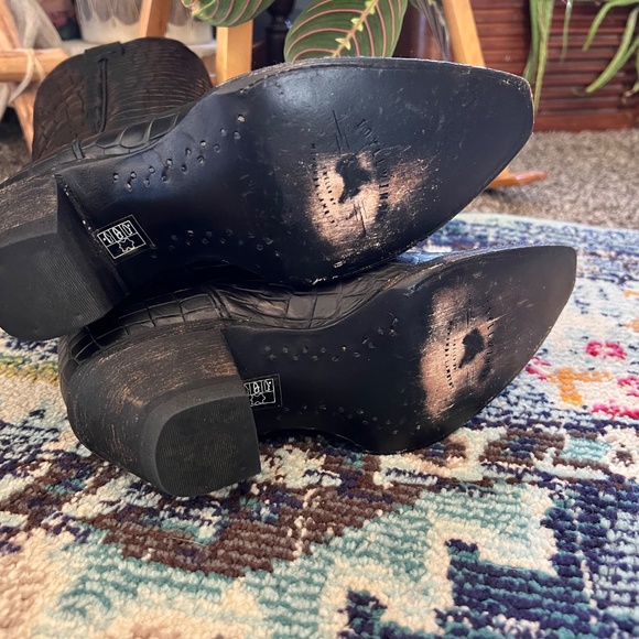 Idyllwind (fueled by Miranda Lambert) Strut Black Western Boots - Snip Toe - Picture 6 of 13